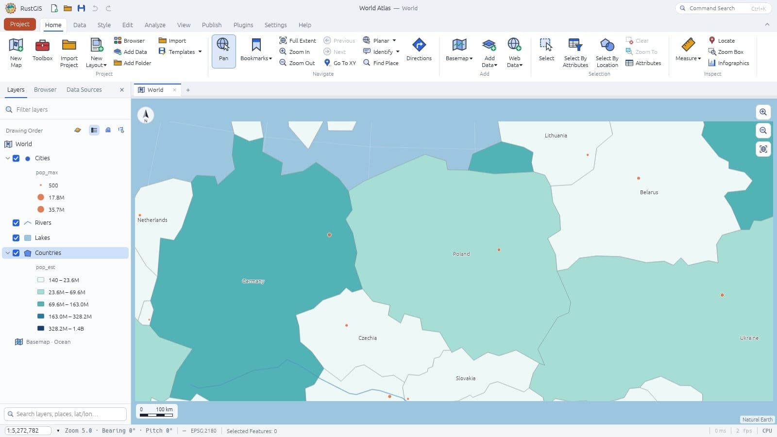 mapa Polski i sąsiadów w RustGIS w przeglądarce z układem EPSG:2180 widocznym na pasku stanu - zrzut z web.rustgis.app